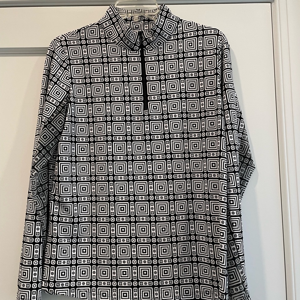 IBKUL Like New Monochrome Geometric Shirt L